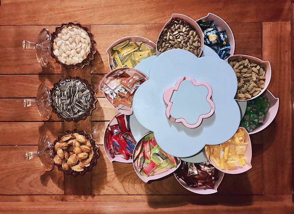 Kinh nghiệm tìm nguồn sỉ đồ trang trí Tết cực đẹp cho dân kinh doanh 10 Dân mạng thi nhau khoe khay bánh mứt dịp Tết ở nhà mình, nhiều cái nhìn vào chỉ biết “té ngửa” vì quá độc lạ